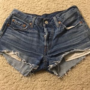 Levi’s shorts
